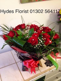 Hydes Florist 1075491 Image 3